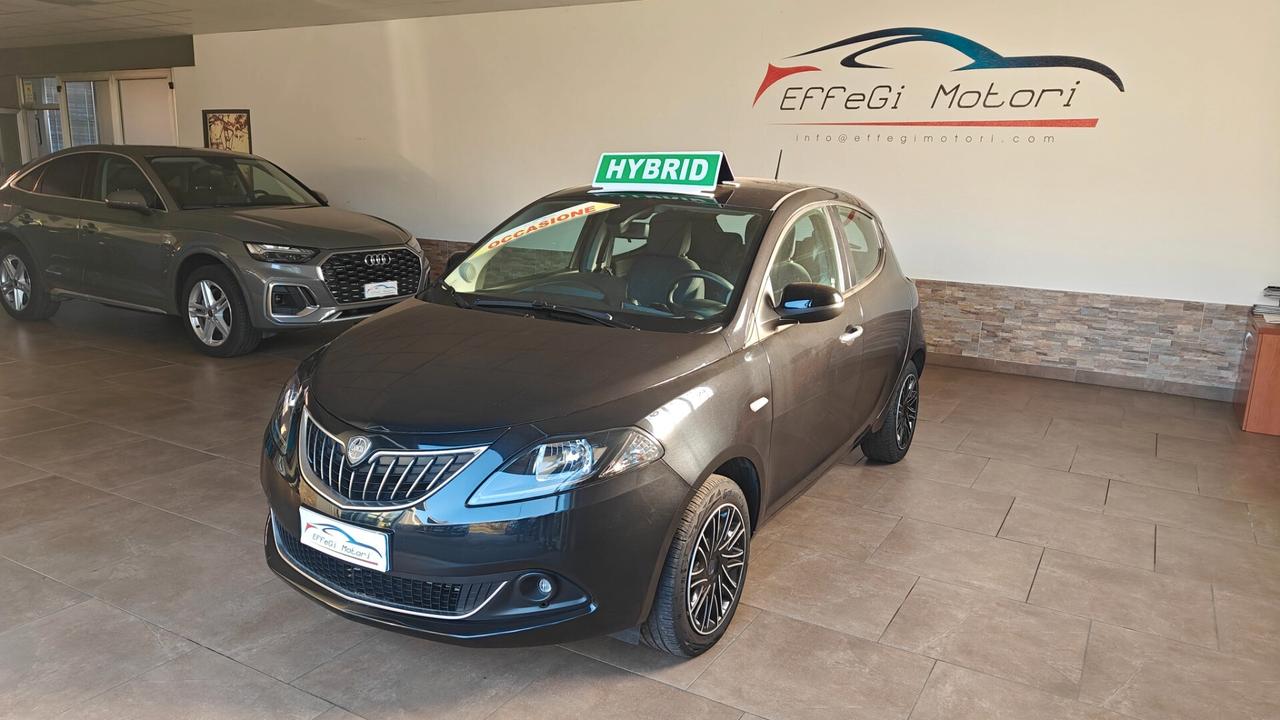 Lancia Ypsilon 1.0 FireFly 5 porte S&S Hybrid Ecochic Gold