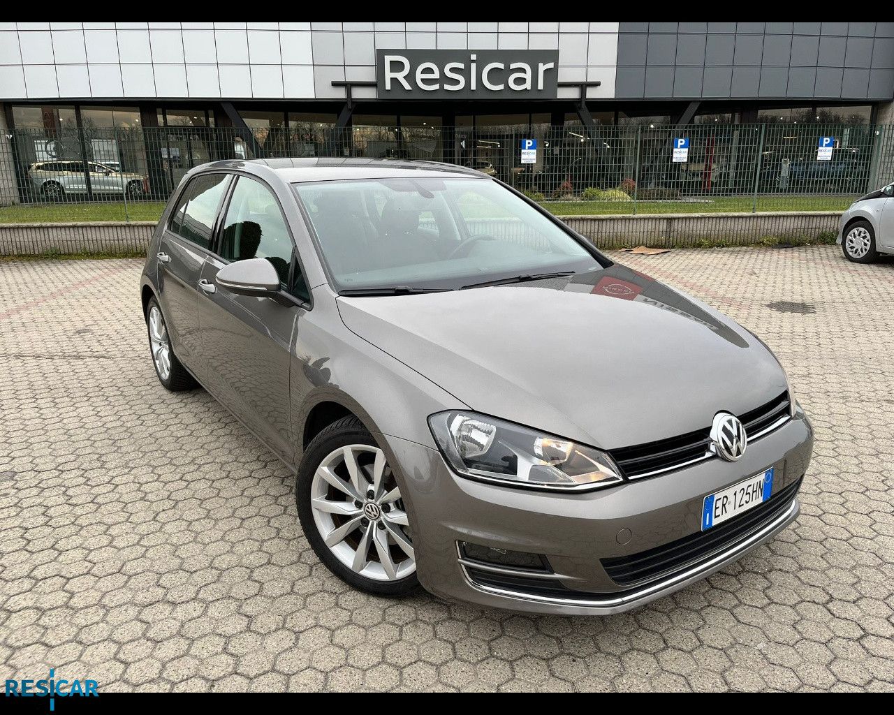 Volkswagen Golf VII 2013 golf 1.6 tdi Highline 5p