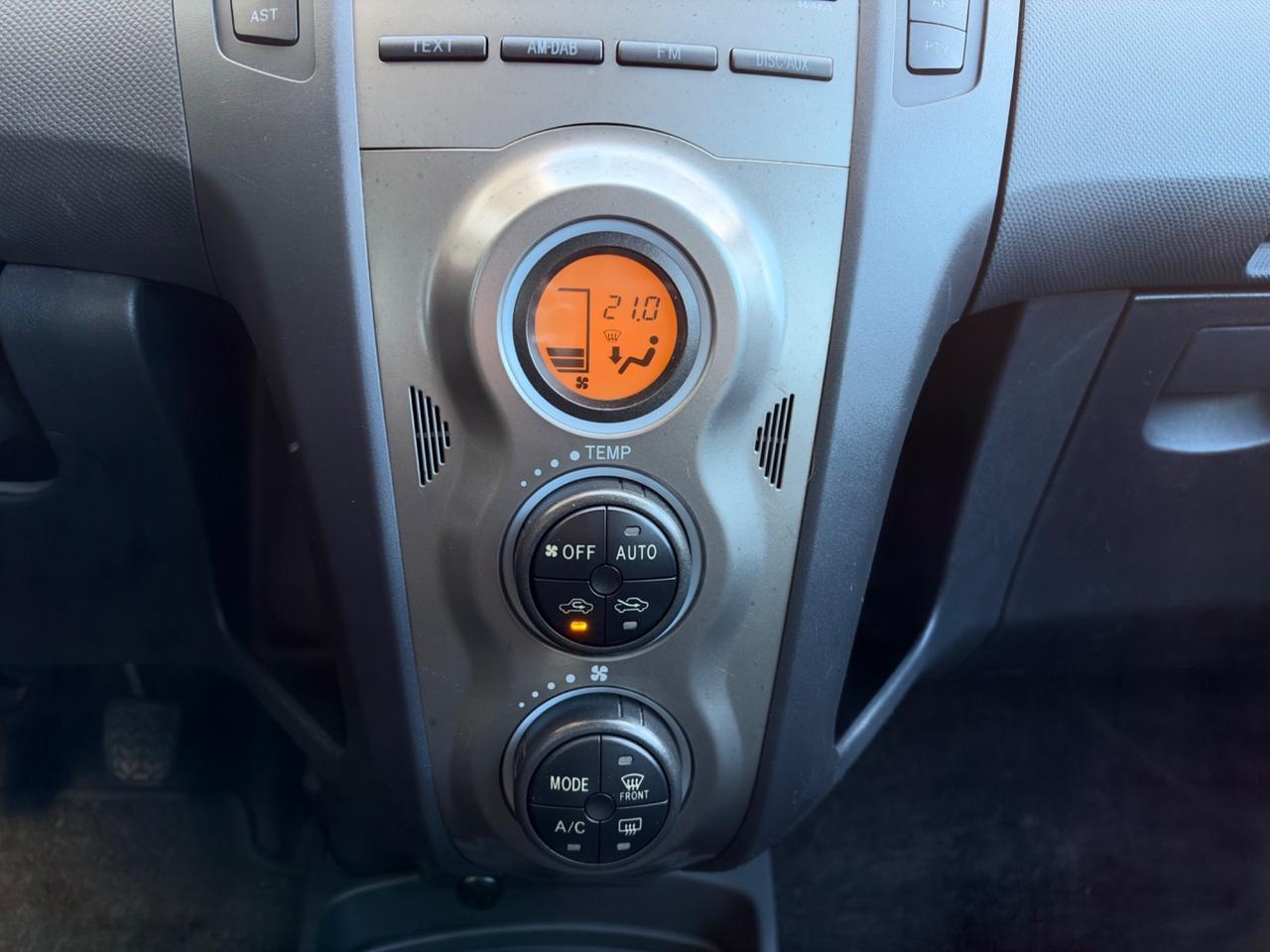 Toyota Yaris 1.0 5 porte 2010 UNIPROPRIETARIO