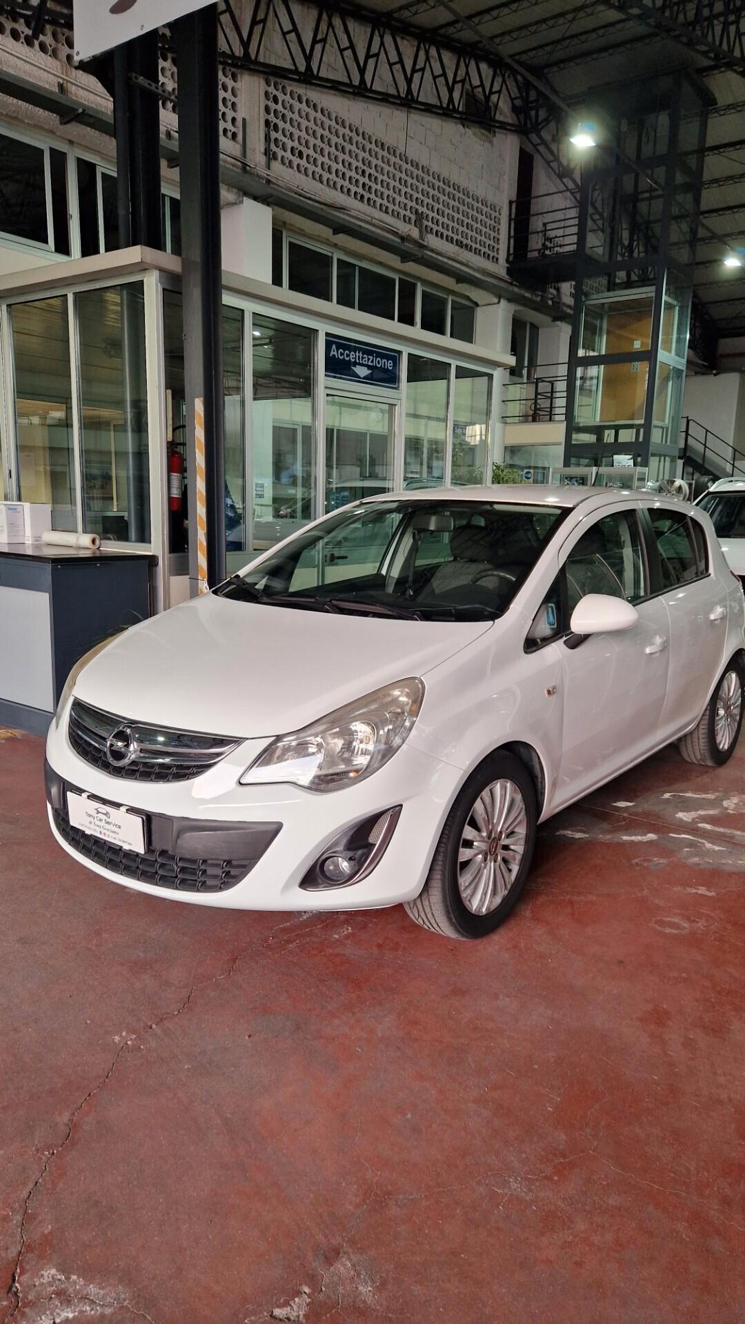 Opel Corsa 1.2 ok per neopatentati