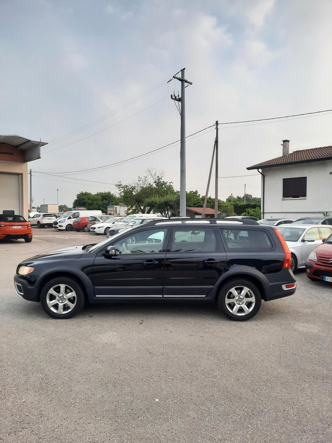 Volvo XC 70 XC70 D5 185CV AWD Summum
