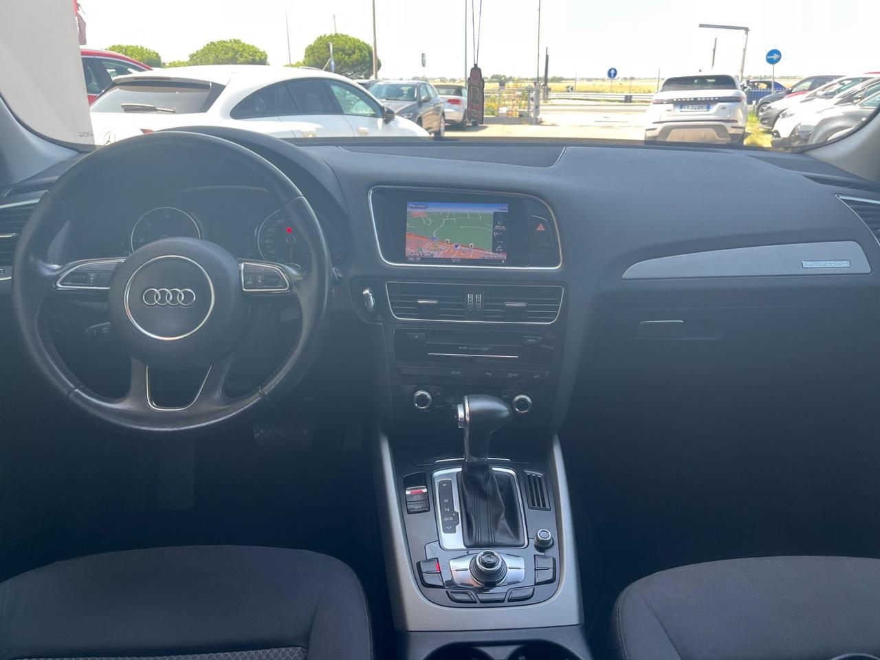 Audi Q5 2.0 TDI 177CV quattro S tronic Advanced garanzia 12 mesi