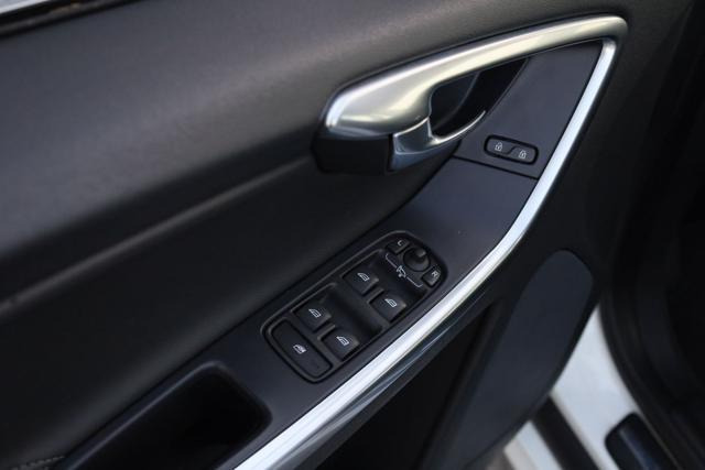 VOLVO XC60 D4 Geartronic Business