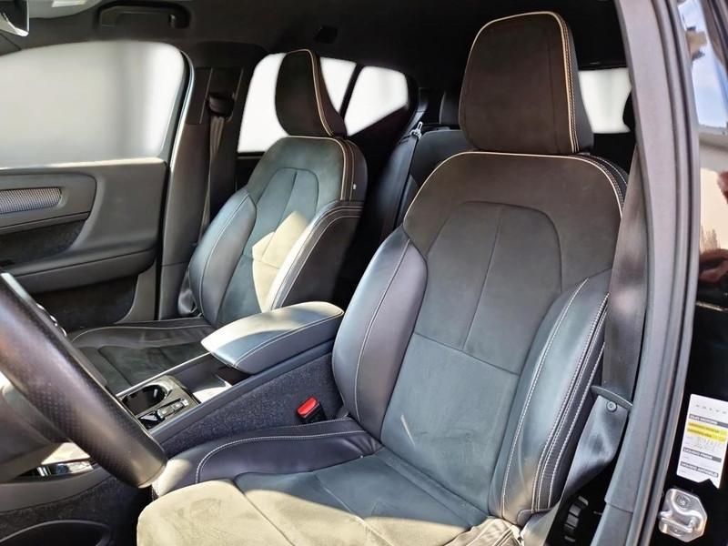 VOLVO XC40 T5 PLUG-IN HYBRID AUTO RECHARGE R-DESIGN SUV