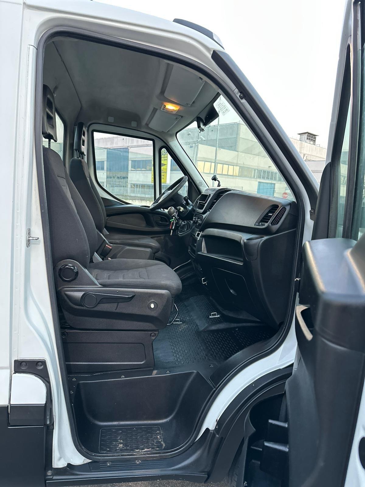 Iveco Dailly metano cc 3.0 passo 3.45