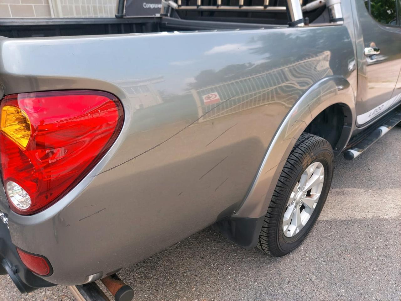 Mitsubishi L200 2.5 DI-D Double Cab Invite