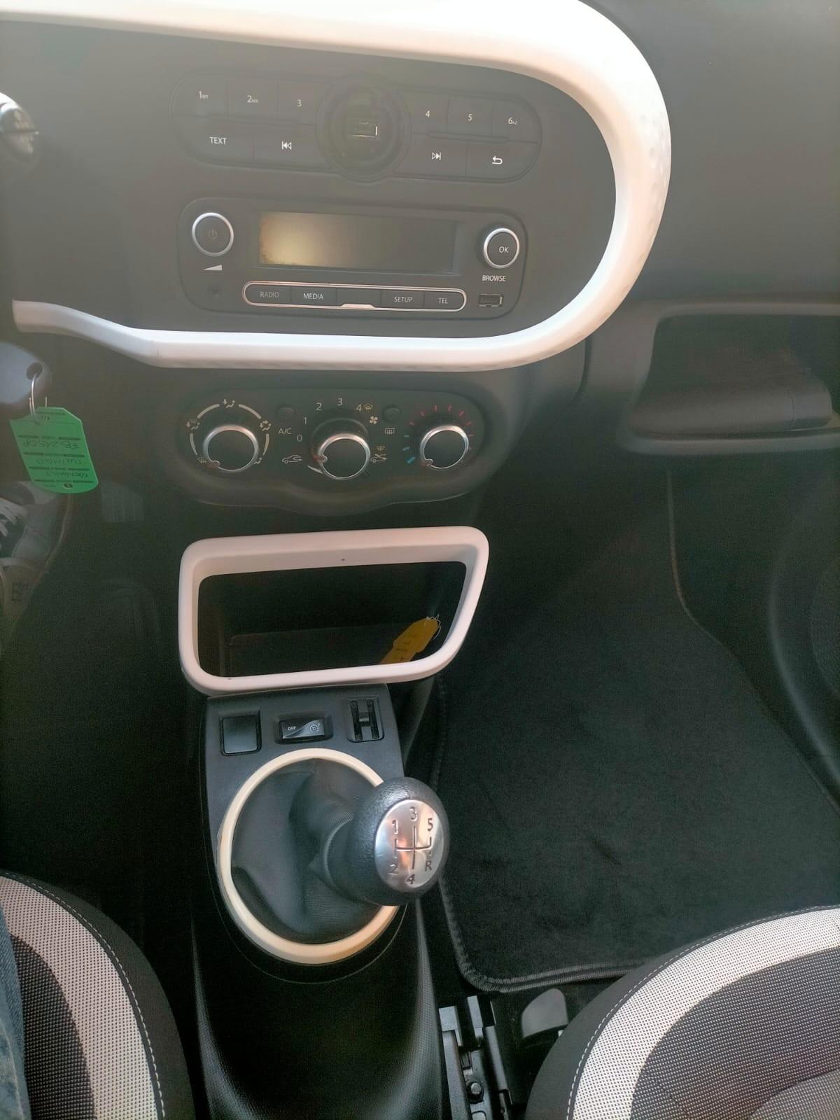 Renault Twingo SCe Live