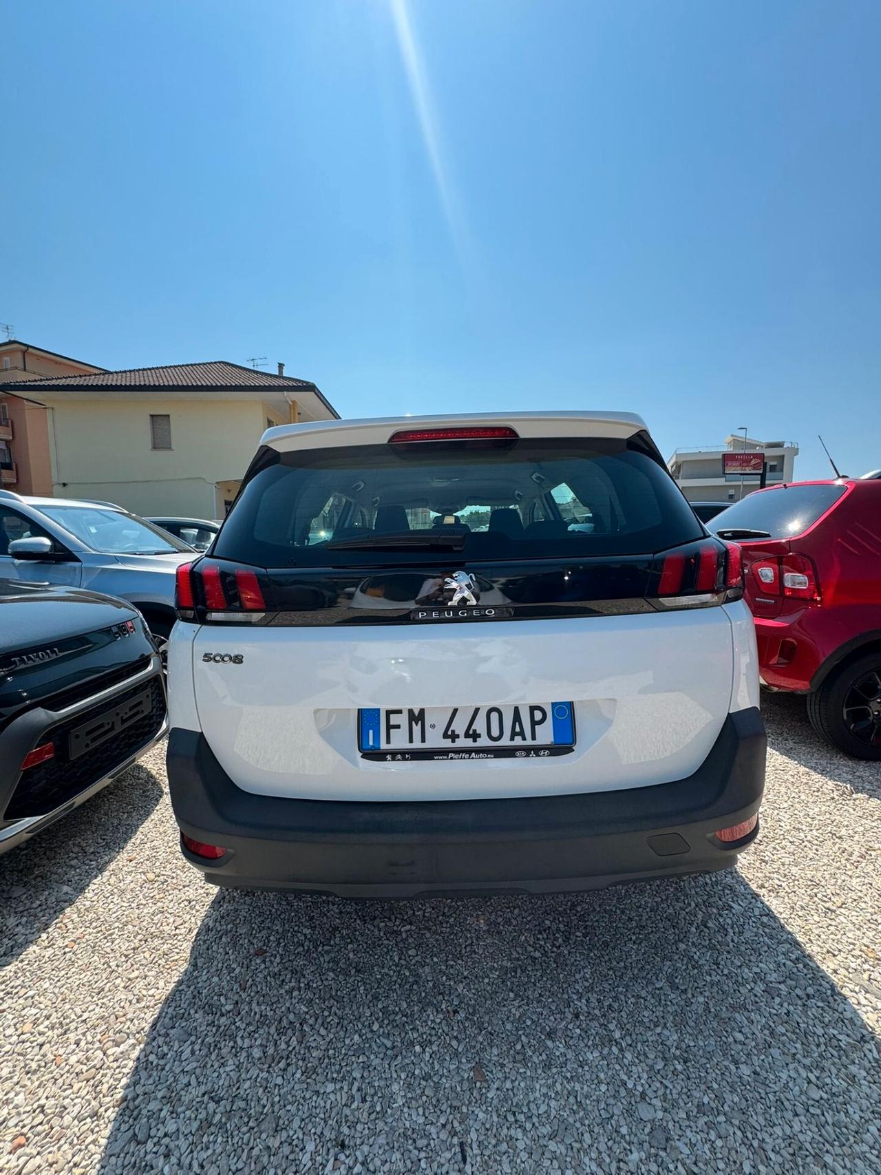 Peugeot 5008 PureTech Turbo 130 S&S Allure