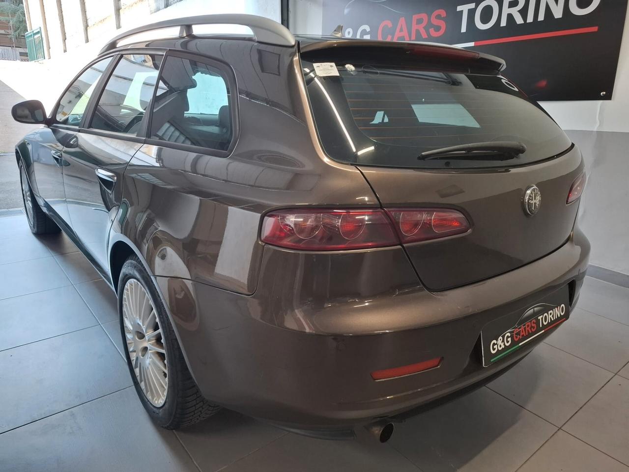 Alfa Romeo 159 1.9 JTDm Sportwagon Distinctive