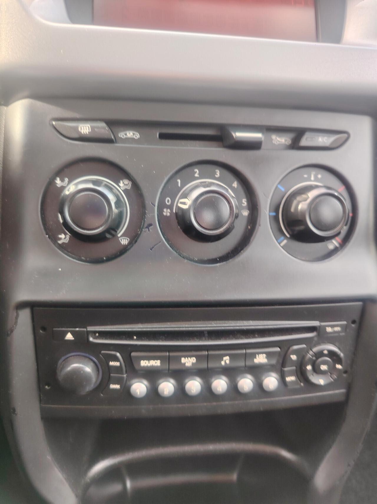 Citroen C3 1.1 Exclusive - NEOPATENTATI