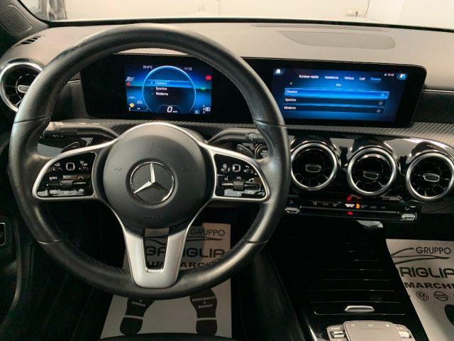 MERCEDES-BENZ CLA 180 d Automatico Sport