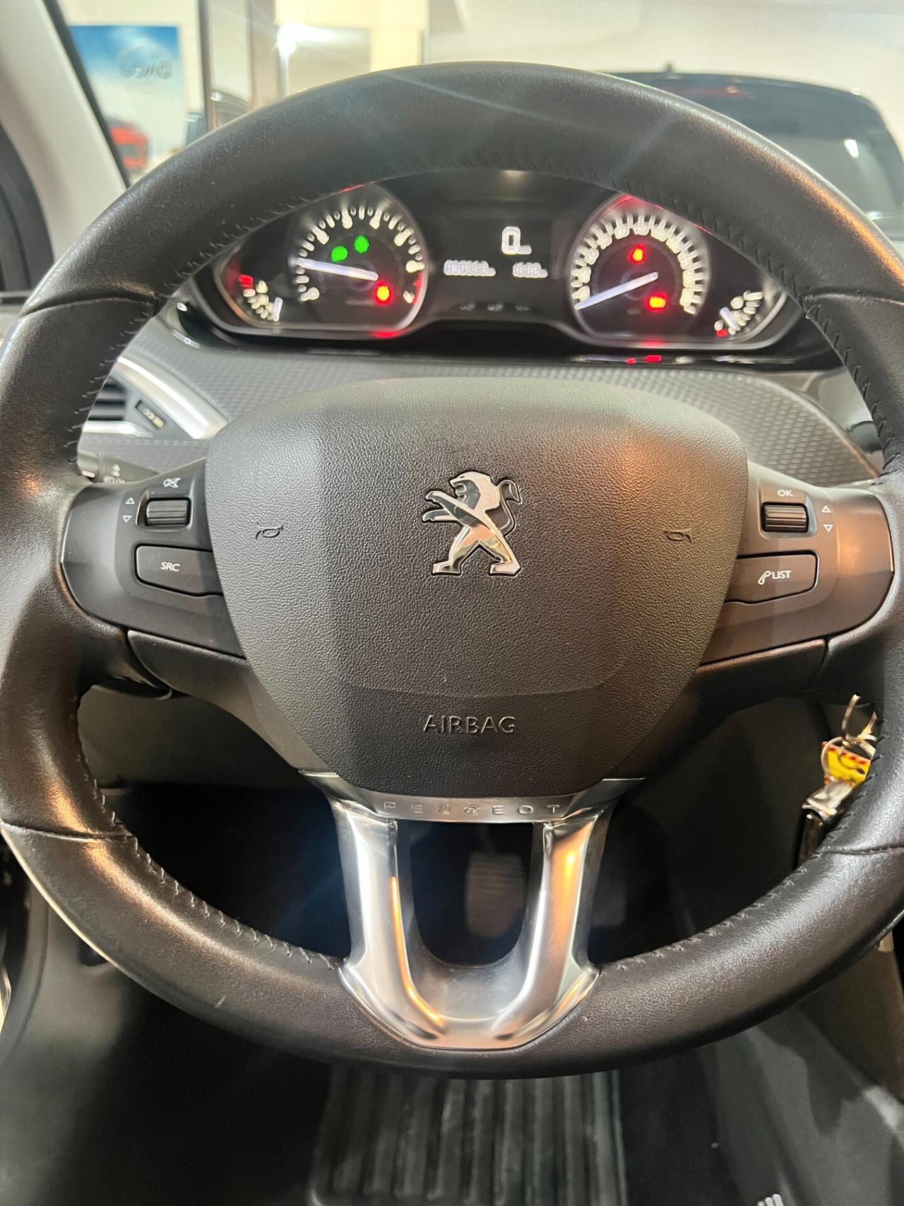 Peugeot 208 PureTech 82 5p. GPL Active