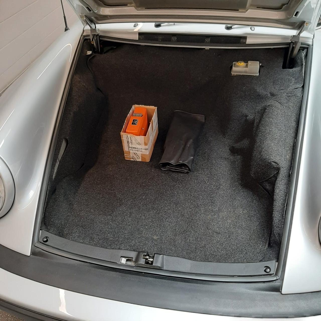 Porsche 911 3.2 Speedster Turbo Look