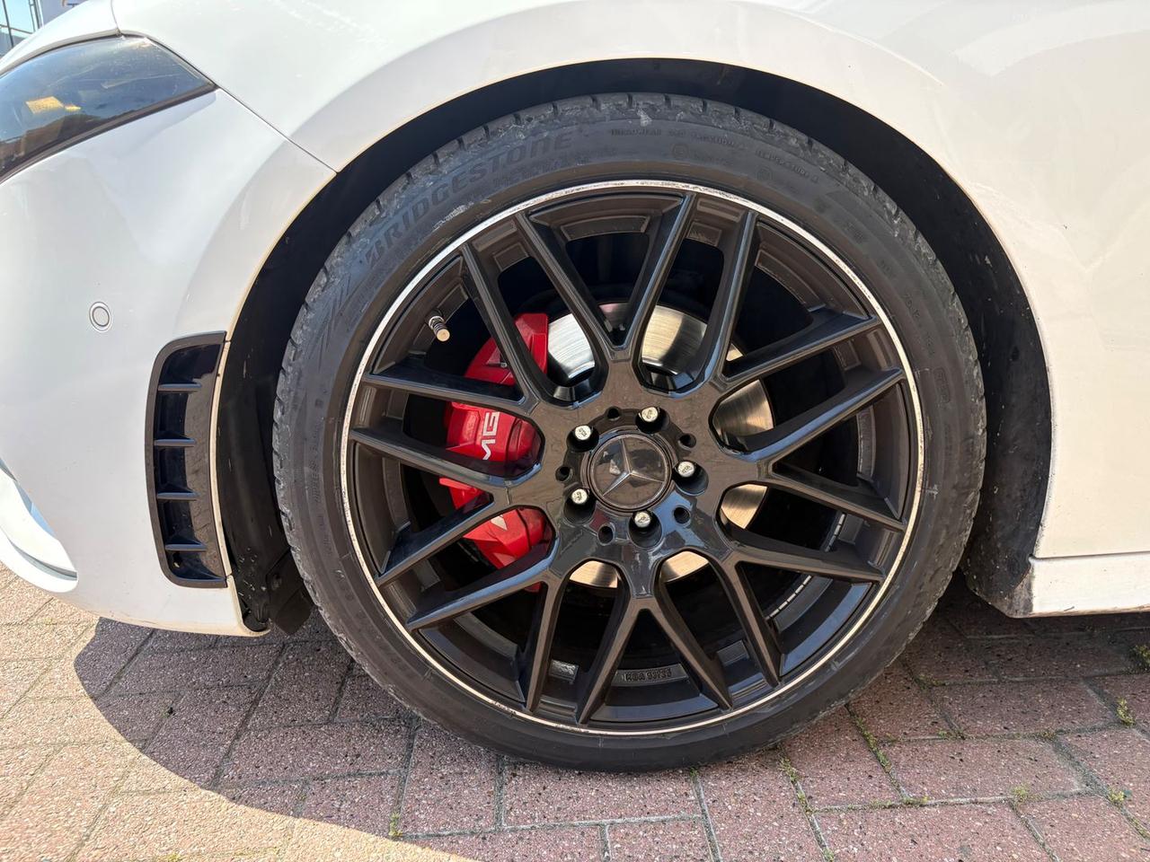 Mercedes-Benz A 200 AMG Line Premium Plus E #11037