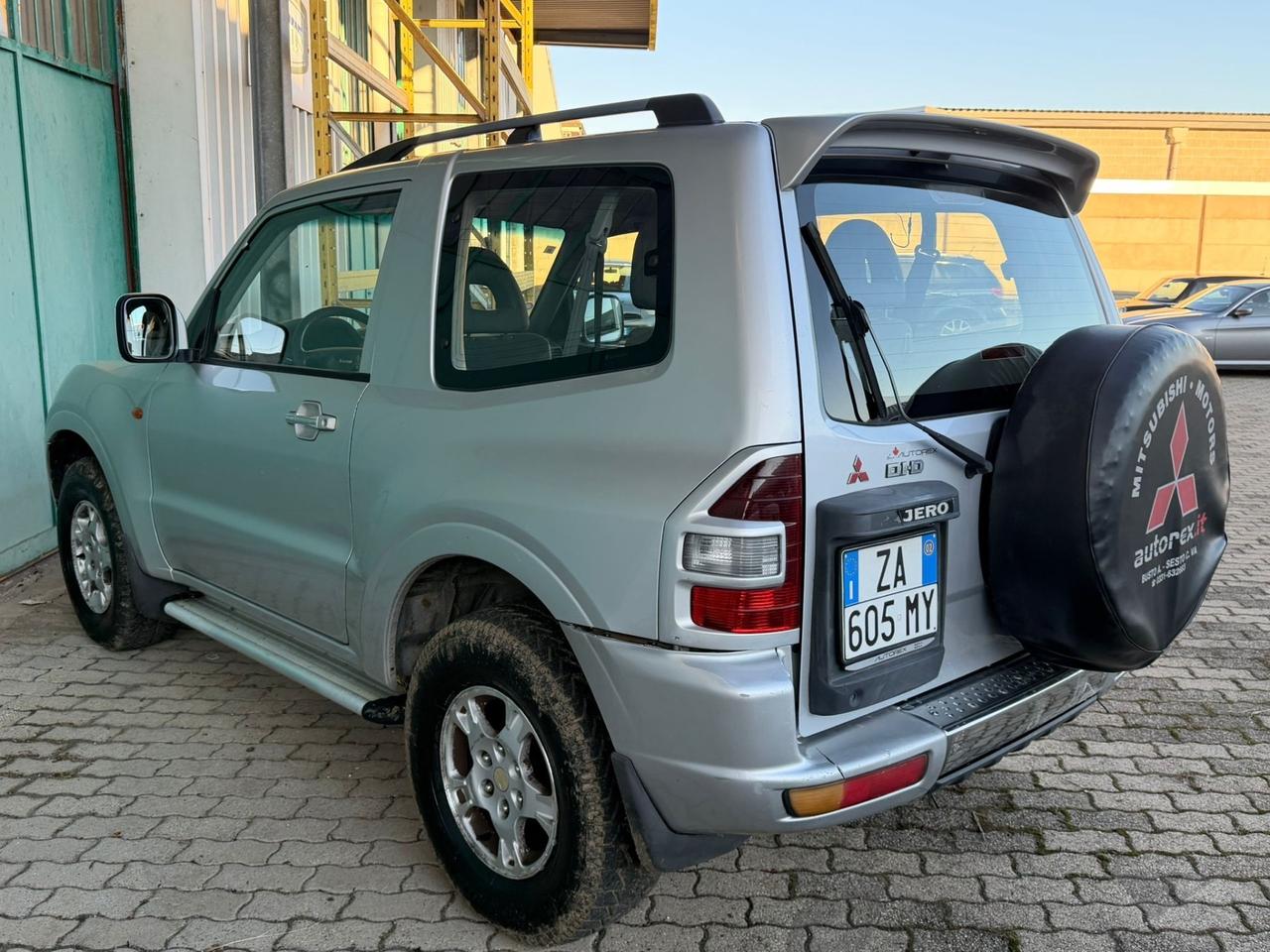 Mitsubishi Pajero 3.2 16V DI-D 3p. GLS1