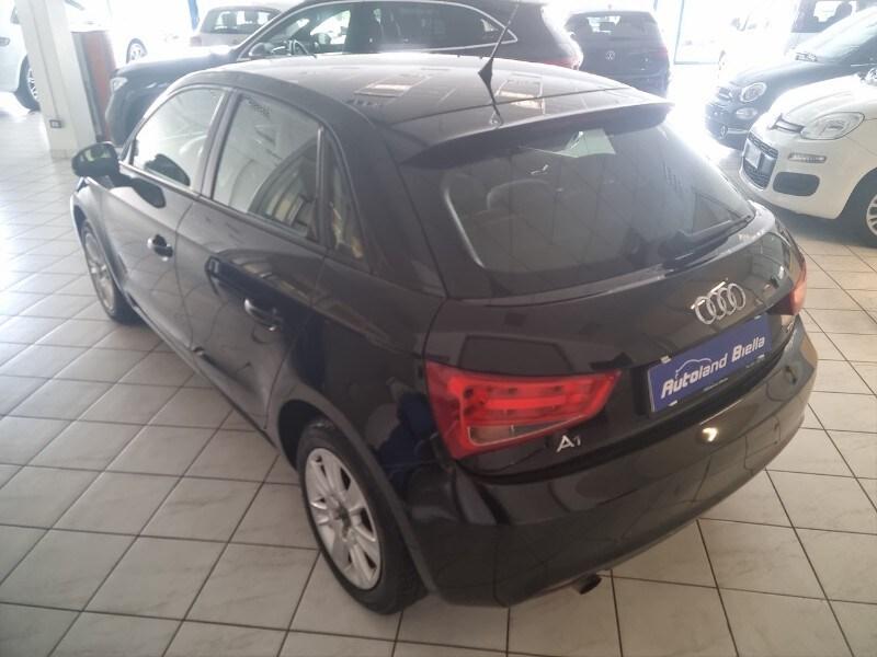 AUDI A1/S1 A1 SPB 1.6 TDI Attraction
