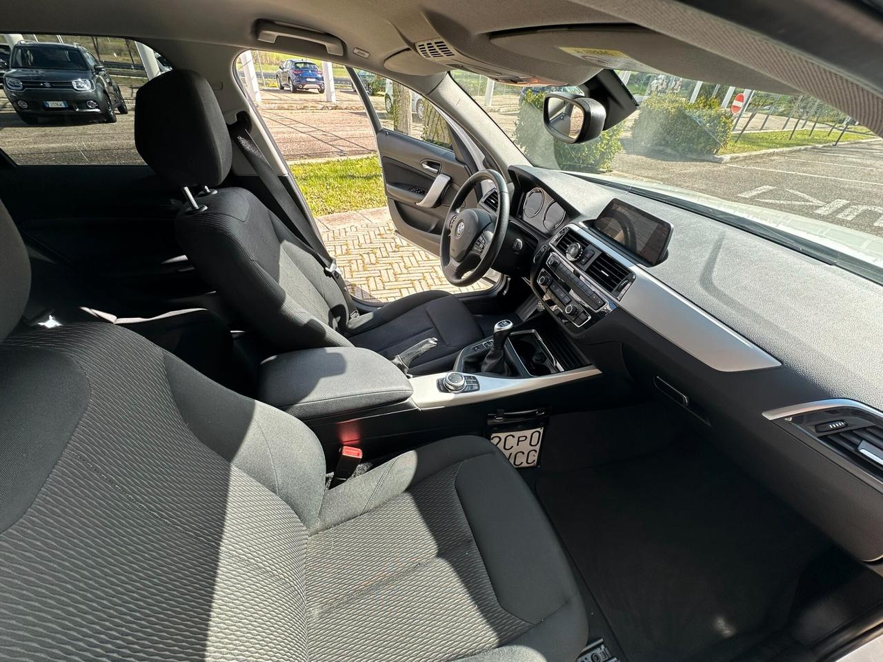 Bmw 116 116d 5p. Business