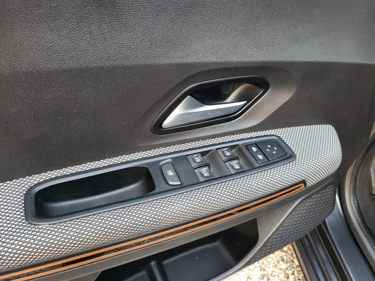 Dacia Sandero Stepway 1.0 TCe 100 CV ECO-G Comfort