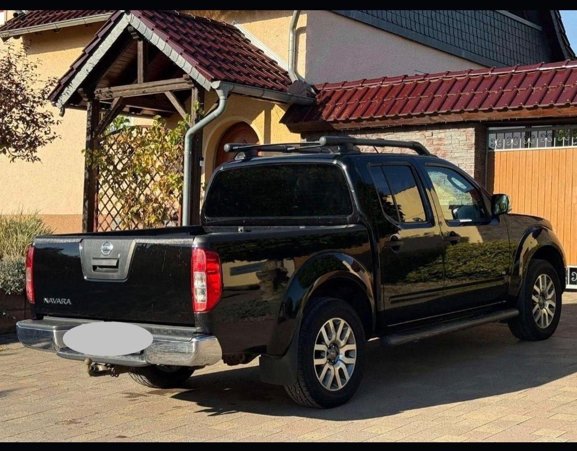 Nissan Navara 3.0 dCi 4 porte Double Cab LE V6 Platinum