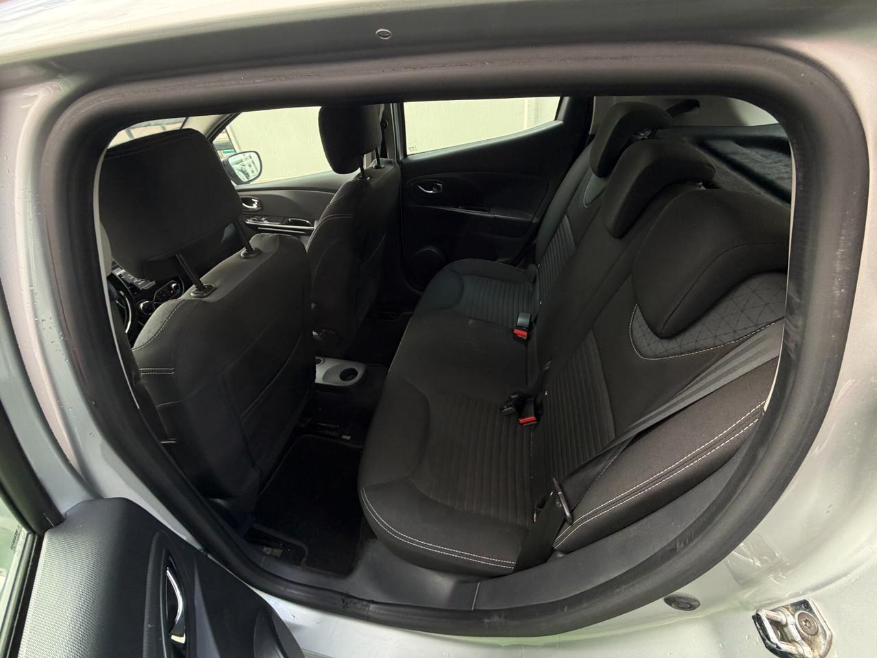 Renault Clio 2014 1.5 dCi 75CV R-LINK FULL OPT. LEGGI TUTTO