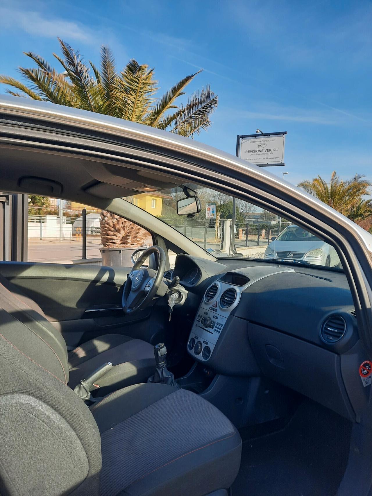 Opel Corsa 1.3 CDTI 90CV 3 porte OK NEOPATENTATI