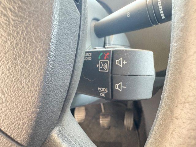 RENAULT Twingo 1.2 16V Live OK NEOPATENTATI UNICO PROPRIETARIO