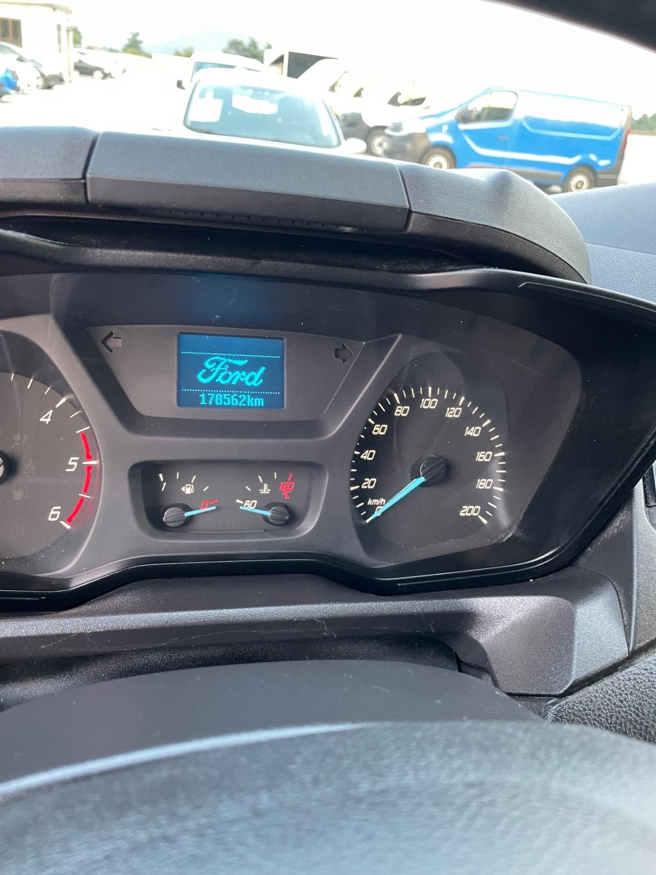FORD TRANSIT CUSTOM 310 TITANIUM 9 POSTI 1Proprietario Euro6B