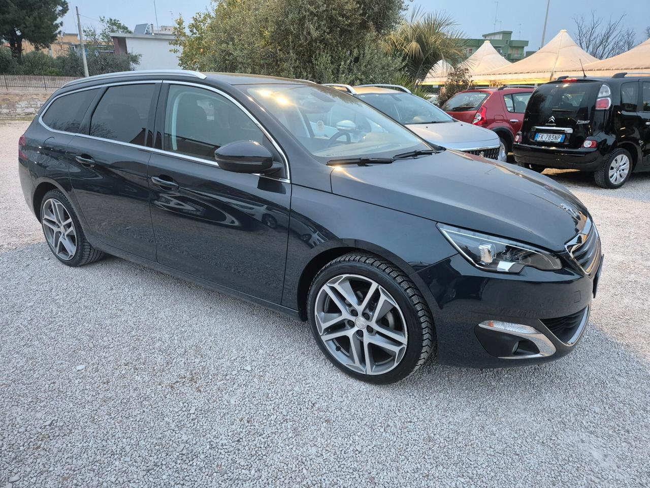 Peugeot 308 BlueHDi 120 S&S SW Allure