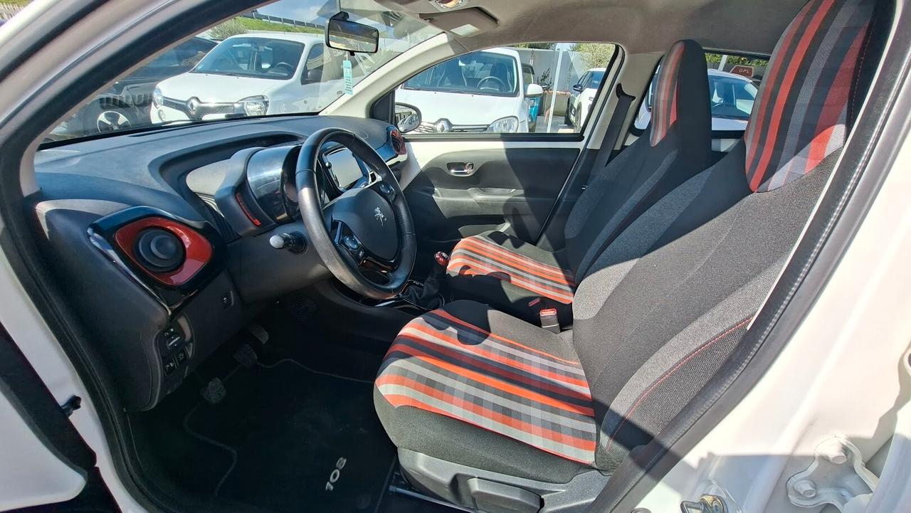 Peugeot 108 VTi 72 5 porte con telecamera