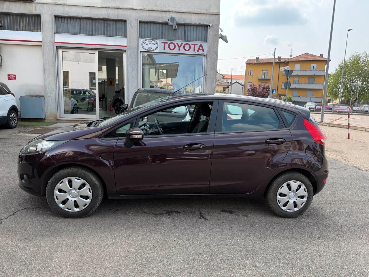 Ford Fiesta+ 1.2 82CV 5 porte NEOPATENTATI