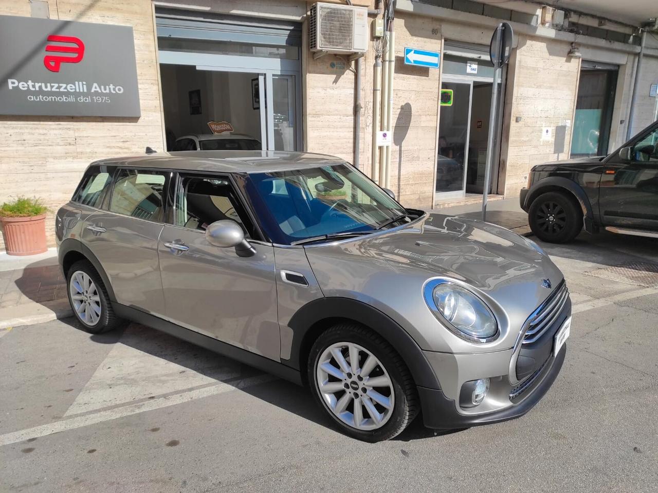 MINI CLUBMAN 1.5D AUTO/NAVI/LED/UNIPRO/KMCERTBMW