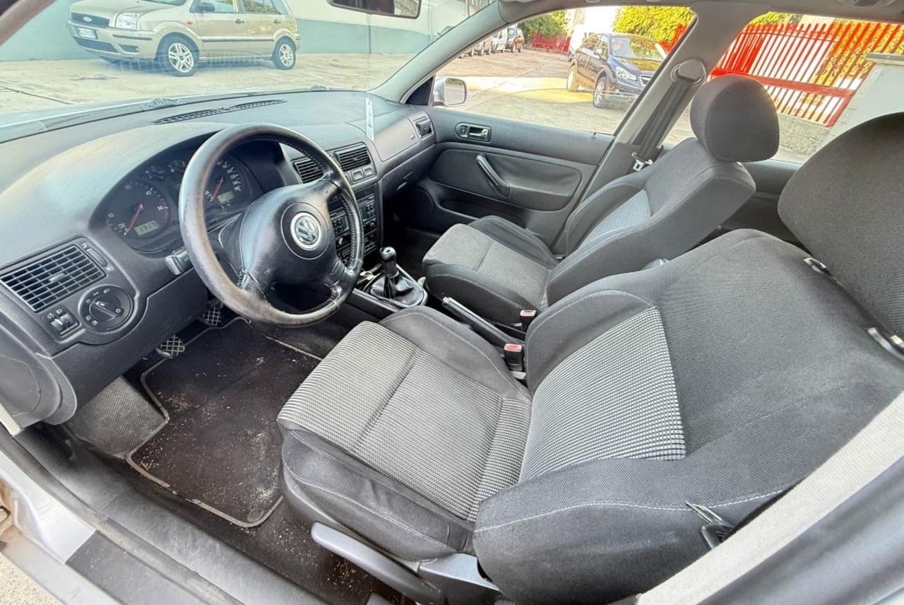 Volkswagen Golf 1.9 TDI 5p. Comfortline