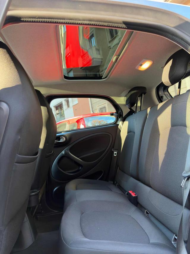 SMART ForFour 70 1.0 Passion AUTOMATICA/TETTO PANORAMICO