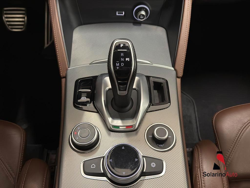 Alfa Romeo Stelvio 2.2 t Veloce First Edition Q4 210cv auto