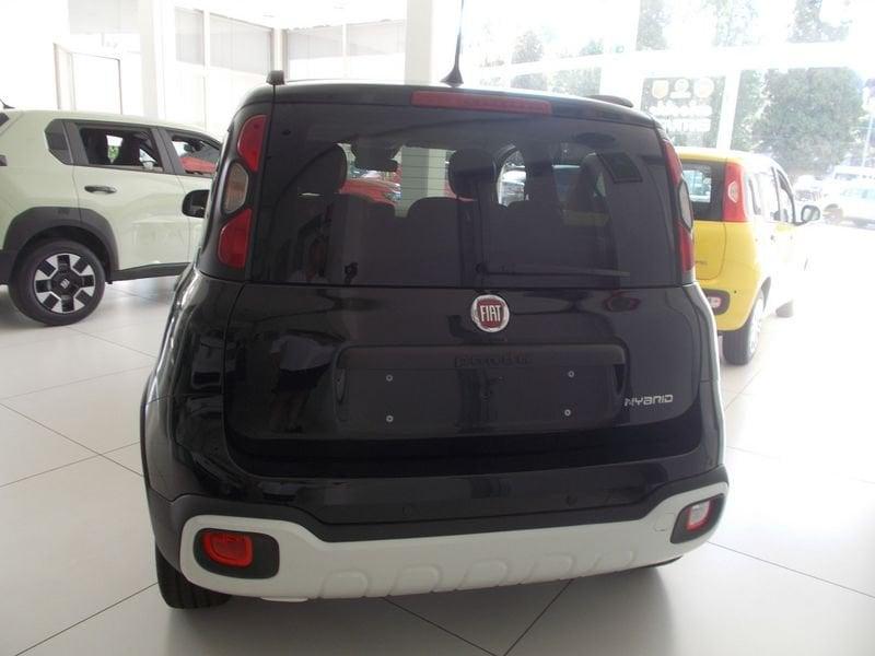 FIAT Panda Cross FIAT PANDINA CROSS 1000 HYBRID 338.7575187 MASSARI MARCO KM. ZERO