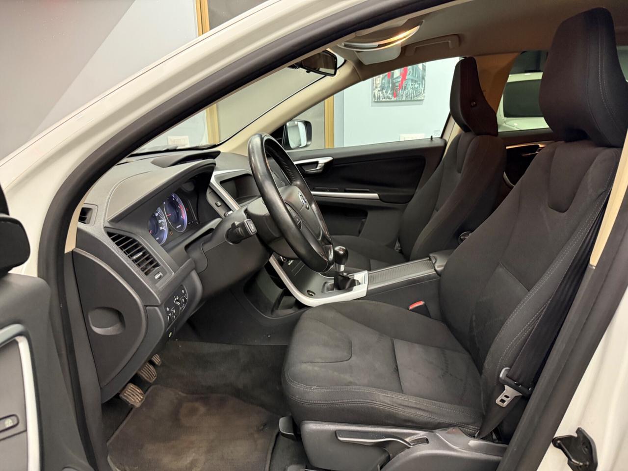 Volvo XC 60 XC60 2.4 D 175 CV FWD DRIVe Summum