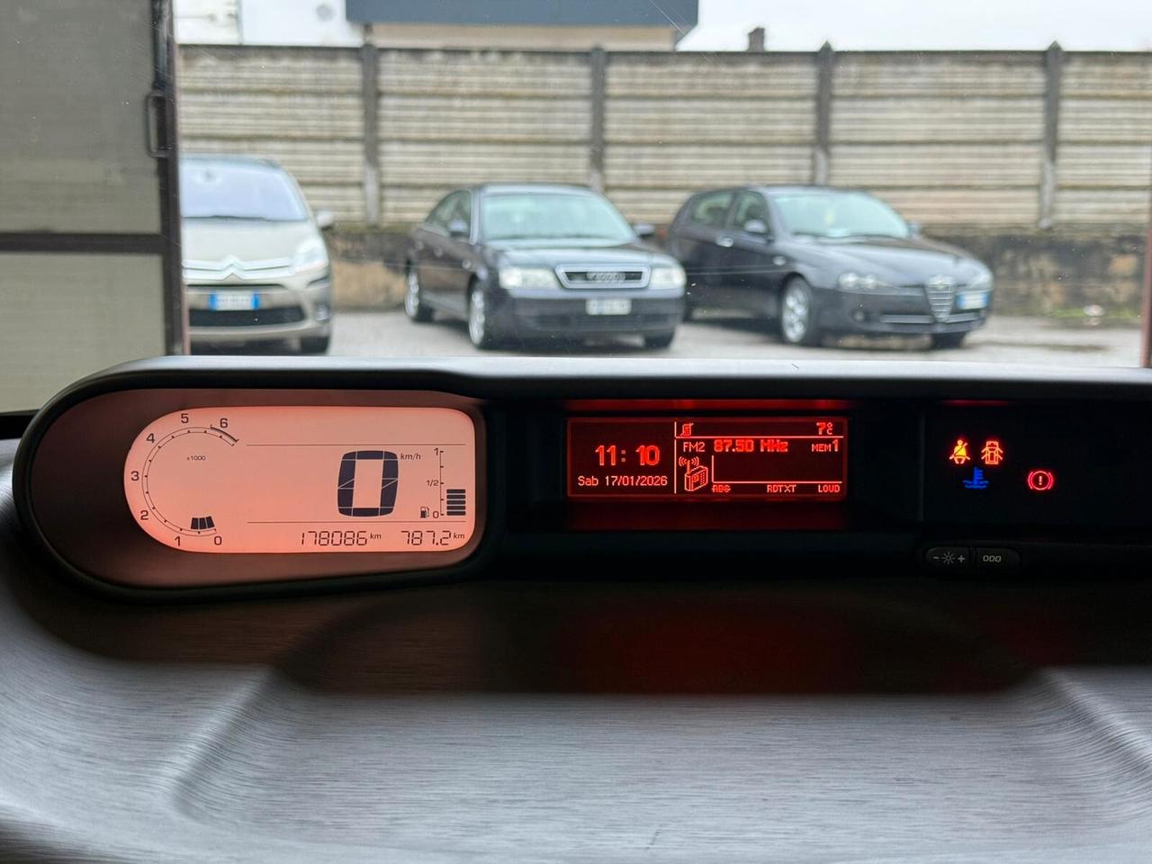 Citroen C3 Picasso 1.4 VTi 95 Exclusive Theatre