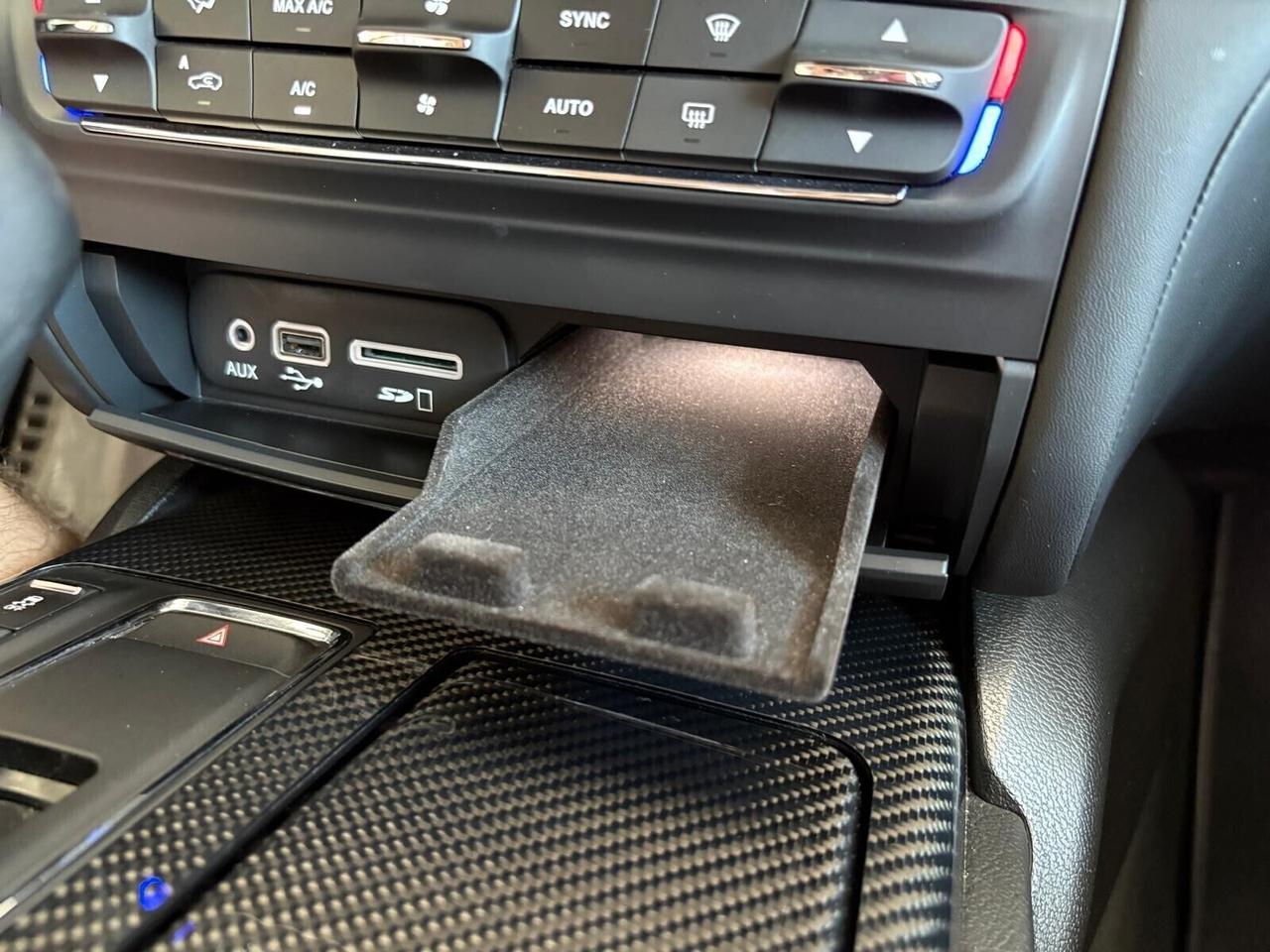 Maserati Ghibli GRANSPORT 3.0 V6 250cv - UNICO PRO