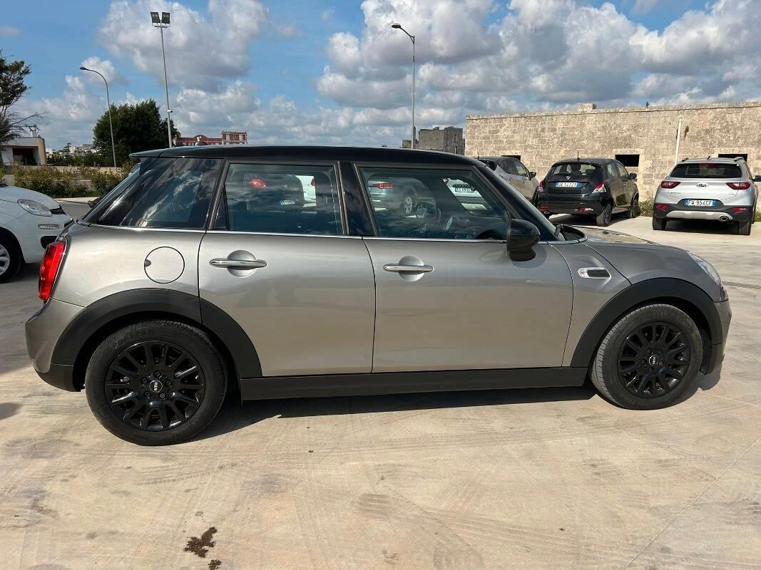 Mini Mini 5 Porte 1.5 Cooper D 5p