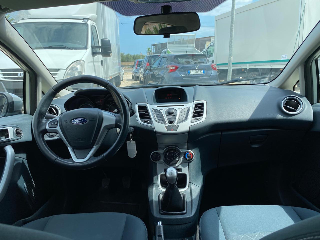 Ford Fiesta 1.4 Diesel 5 Porte Neo Patentati
