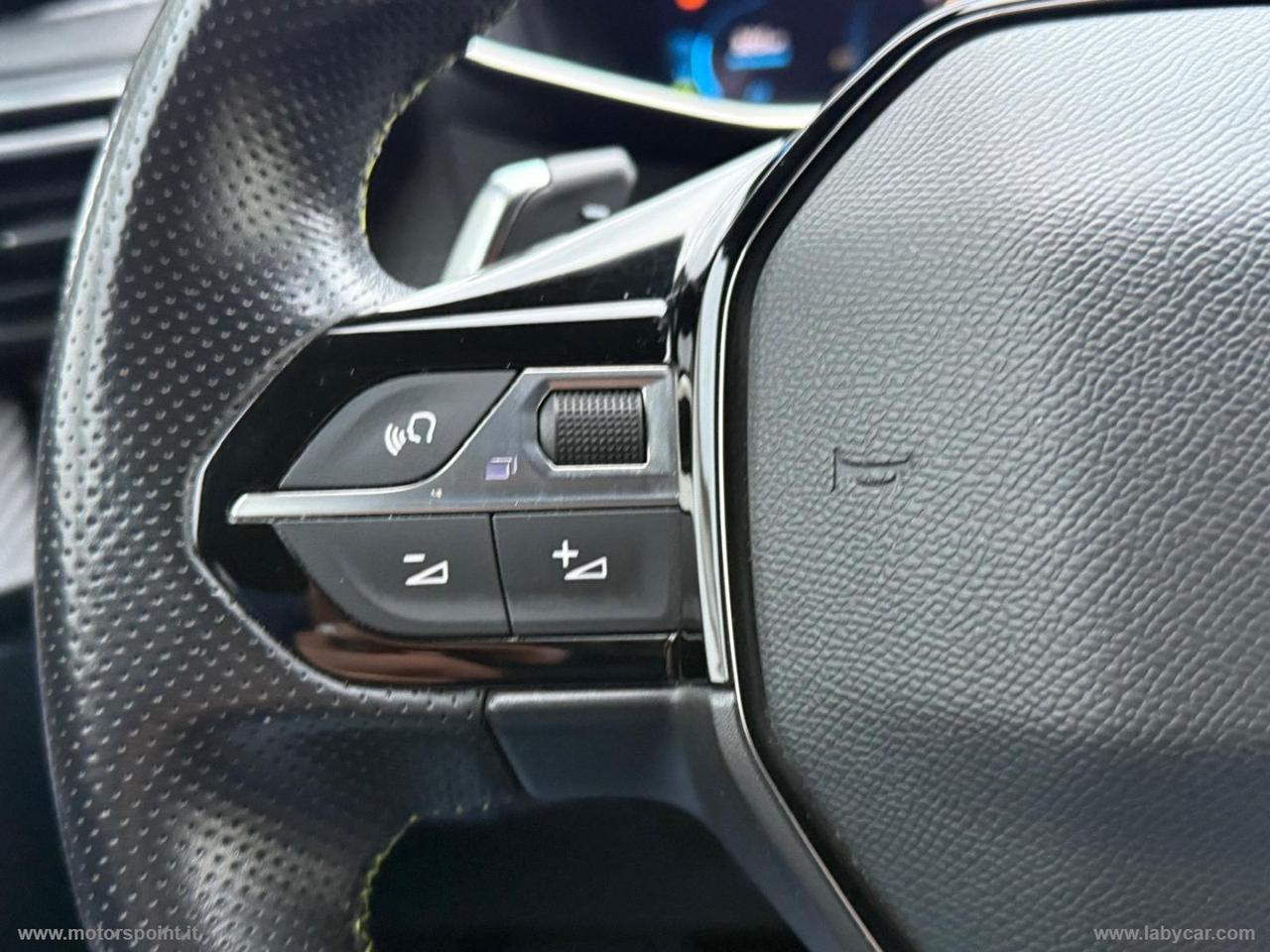 PEUGEOT 2008 PureTech 130 S&S EAT8 GT Line