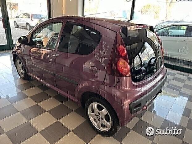Peugeot 107 1.0 Benzina Neopatentati