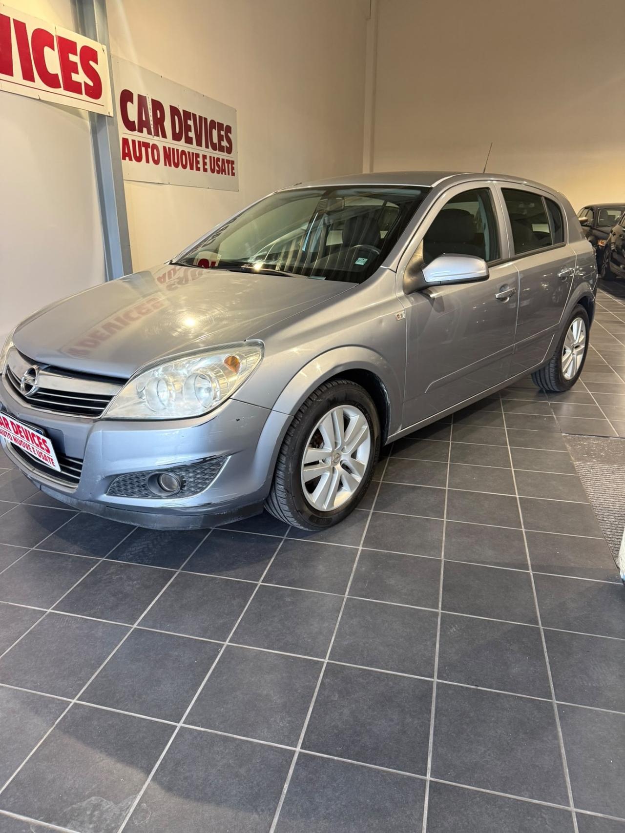 Opel Astra 1.3 CDTI -UNICO PROPRIETARIO