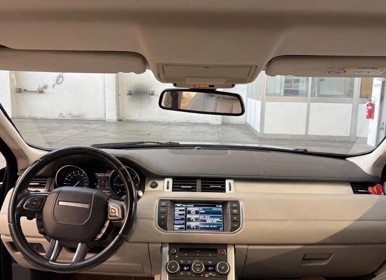 Land Rover Range Evoque 2.2 TD4 5p. Pure Tech Pack