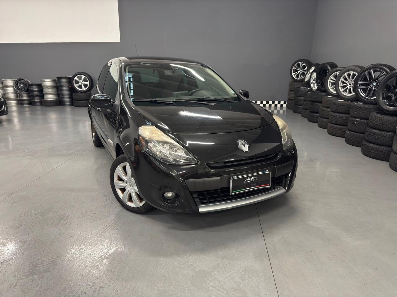 Renault Clio 1.2 16V 3 porte Luxe