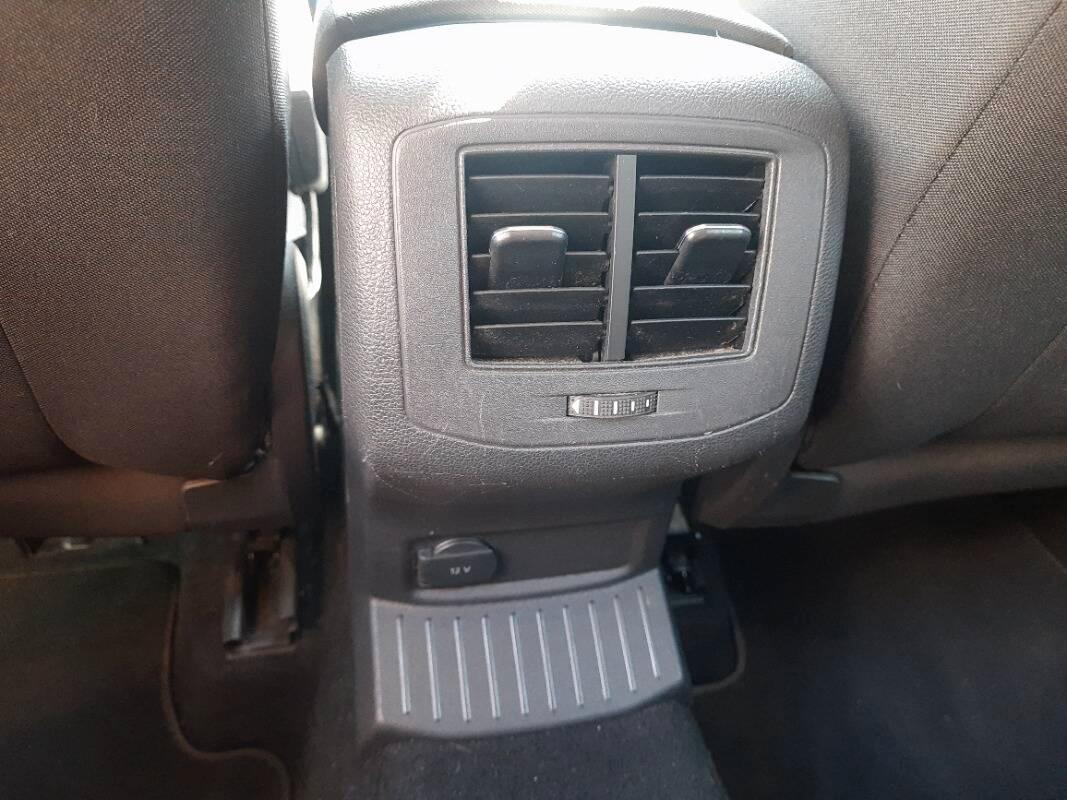 Volkswagen T-ROC 1.6 TDI Style 115CV BMT