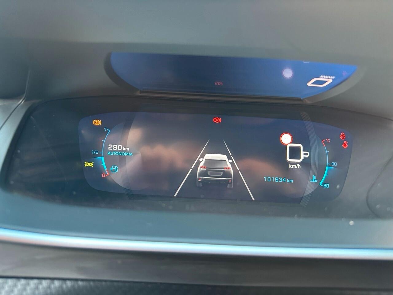 Peugeot 2008 BlueHDi 130 S&S EAT8 Allure