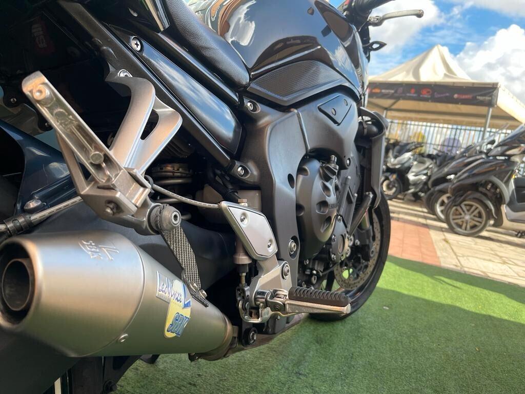 Yamaha FZ1