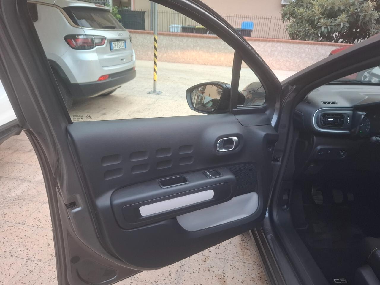 Citroën C3 - 1.2 cruise control