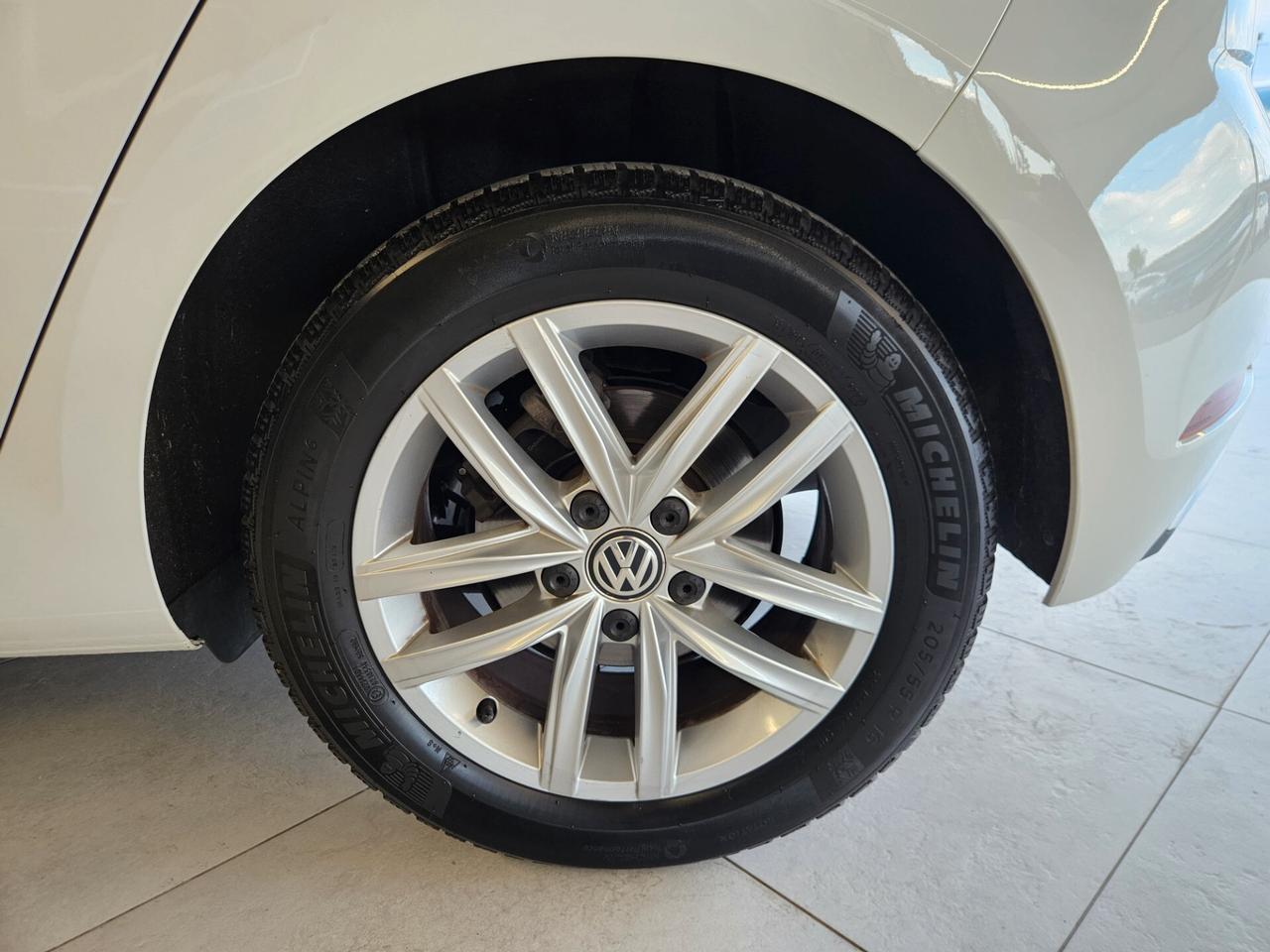 Volkswagen Golf 5p 1.5 tgi Executive 130cv dsg